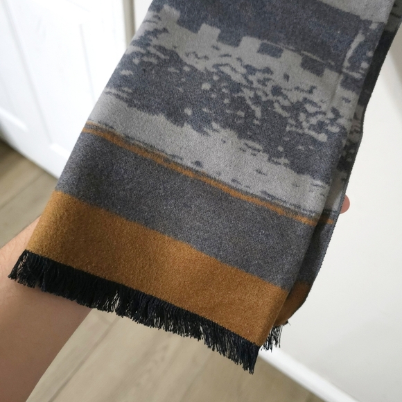 CHELSEY By Josep 100% Brushed Silk Abstract Striped Long Mens Cozy Scarf - Picture 12 of 15